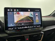 CUPRA Formentor 1.5 - 204PK TSI e-Hybrid Business Automaat | NIEUWE AUTO | Elektrisch Wegklapbare Trekhaak | Schuif/Kantel Dak | Digital Cockpit | Camera | Parkeersensoren | Stoelverwarming | Stuurwielverwarming | Apple CarPlay/Android Auto |