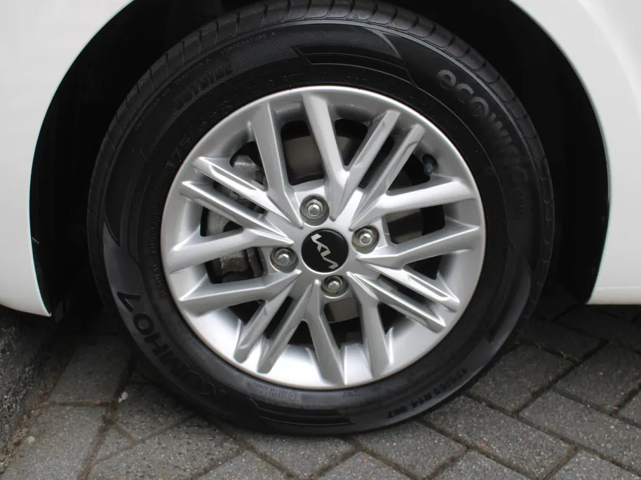 Kia Picanto 1.0 DPi DynamicLine | Trekhaak | BTW Auto | Camera | Airco | Cruise | 14' LM | Android Auto/Apple Carplay |
