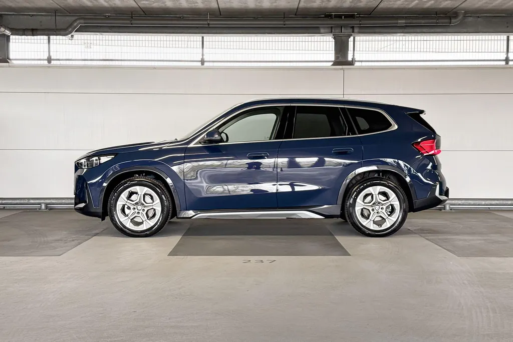 BMW iX1 eDrive20 Pure Edition 67 kWh
