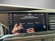 Volkswagen Bedrijfswagens Transporter 2.0 TDI 150pk DSG L2H3 28 Bulli · Camera · Apple/Android Car Play · Trekhaak · Adaptive Cruise Control · Alarmklasse 3 · Navigatie · Elek. Inklapbare Spiegels ·