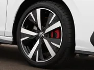 Volkswagen Golf 1.5 eHybrid 272pk DSG GTE · Panoramadak · Camera · Head-Up Display · ACC · Matrix LED · Optiekpakket Zwart · Garantie t/m 29-07-2030 of 100.000km