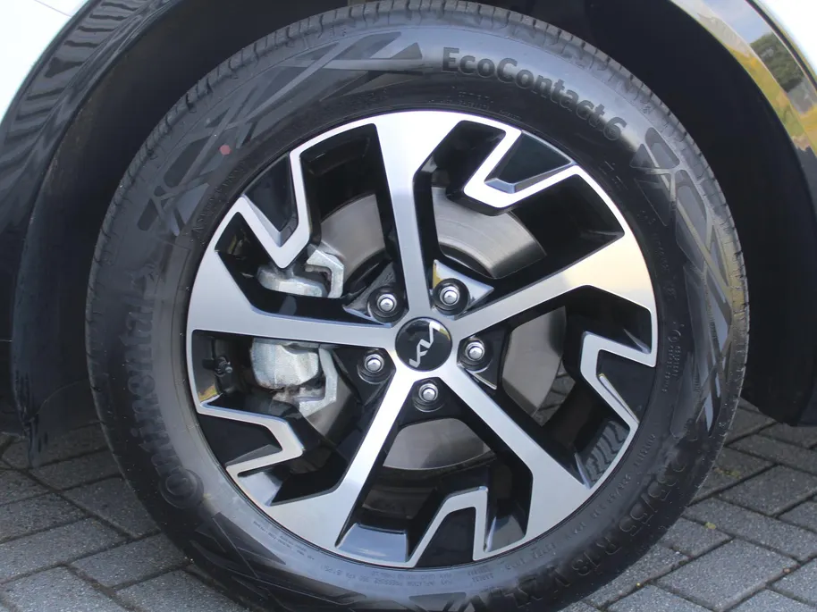 Kia Sportage 1.6 T-GDi Hybrid DynamicPlusLine | Stuur-/stoelverwarming | Elek. stoelverstelling + achterklep | Schuifdak | 18' LM | Matrix LED | Cruise adapt. | Camera |