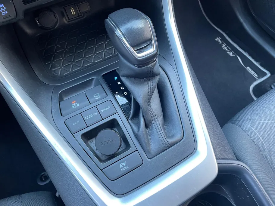 Toyota RAV4 2.5 Hybrid Business *Automaat*Navi via Carplay*Camera*Elekt. Achterklep*Adapt. Cruise Control*LM Velgen*Zeer nette auto!