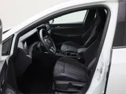 Volkswagen Golf 1.5eTSI/150PK R-Line Black Style DSG · Navigatie · Camera + Parkeersensoren · Apple/Android Car Play · Garantie t/m 18-11-2026  · EXTRA INRUILKORTING ·