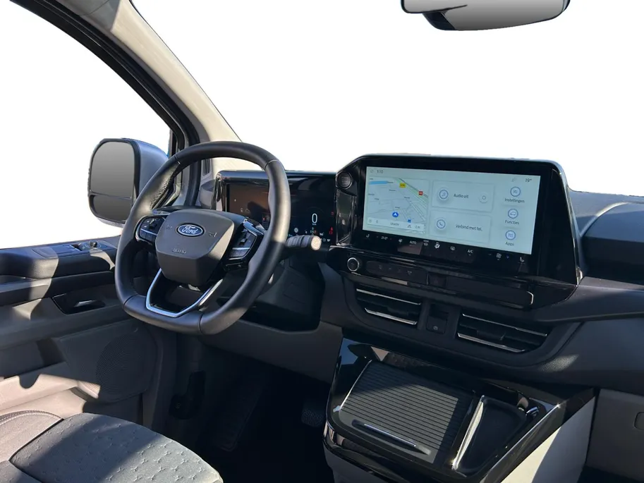 Ford Transit Custom Tourneo 340 2.5 PHEV L1H1 Titanium | EXCL. BTW INCL BPM! Elek. Trekhaak | 2300KG Trekgewicht | Stoel/Stuur/Voorruitverwarming | Cruise Control | Parkeer Camera | 8 zitplaatsen |