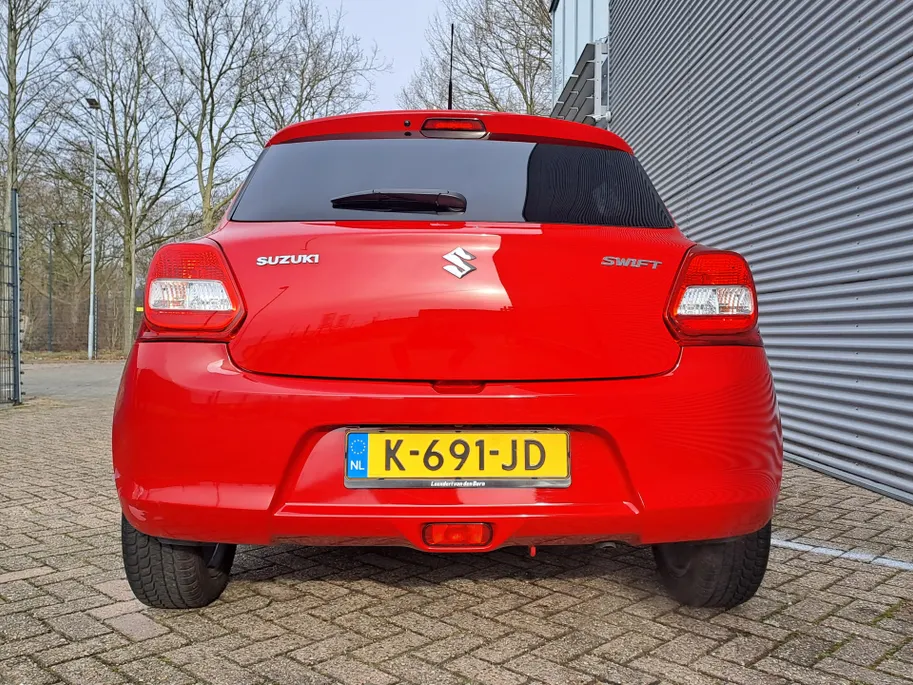 Suzuki Swift 1.2 Select AUTOMAAT | Airco | Stoelverwarming | DAB | Camera | Bluetooth | Apple Carplay / Android Auto
