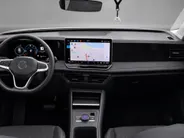 Volkswagen Tiguan 1.5eHybrid 150kW/204PK Life Edition · Panoramadak · Camera + Parkeersensoren · Stoel- & stuurverwarming · Garantie t/m 26-02-2029 of 100000km.