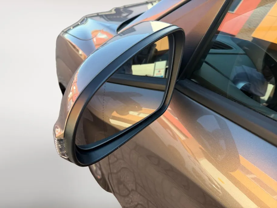 Hyundai Kona EV Comfort 64 kWh | Lichtmetalen velgen| Navigatie| Camera| Cruise Controle| Dealer onderhouden| Metalliclak