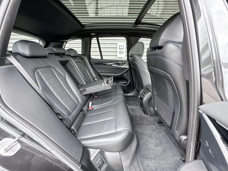 BMW iX3 High Executive 80 kWh