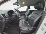 Kia Sportage 1.6 GDI DynamicLine | Dealer Onderhouden | Stoelverwarming voor en achter | camera | Navigatie | Cruise Control | LM Velgen 17' | Lader | 12 Maanden BOVAG Garantie |