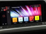 Volkswagen Golf 1.0 eTSI 110pk DSG Life · Camera · Apple/Android Car Play · Sfeerverlichting · P-Sensoren · Navigatie · 16'' Inch · Garantie t/m 04-02-2028 of 100.000km  · EXTRA INRUILKORTING ·