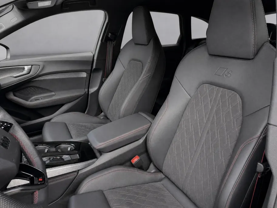 Audi A5 Avant 2.0 e-hybrid 367pk quattro S edition Competition · Trekhaak · 360 Camera · B&O Audio · Elek. Voorstoel · Head-Up · Dodehoek Detectie · 19'' Inch · Garantie t/m 03-10-2030 of 100.000km