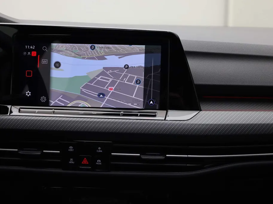 Volkswagen Golf 1.5eTSI/130PK DSG R-Line · Panoramadak · Apple/Android Car Play · Stoel & Stuurverwarming · Navigatie