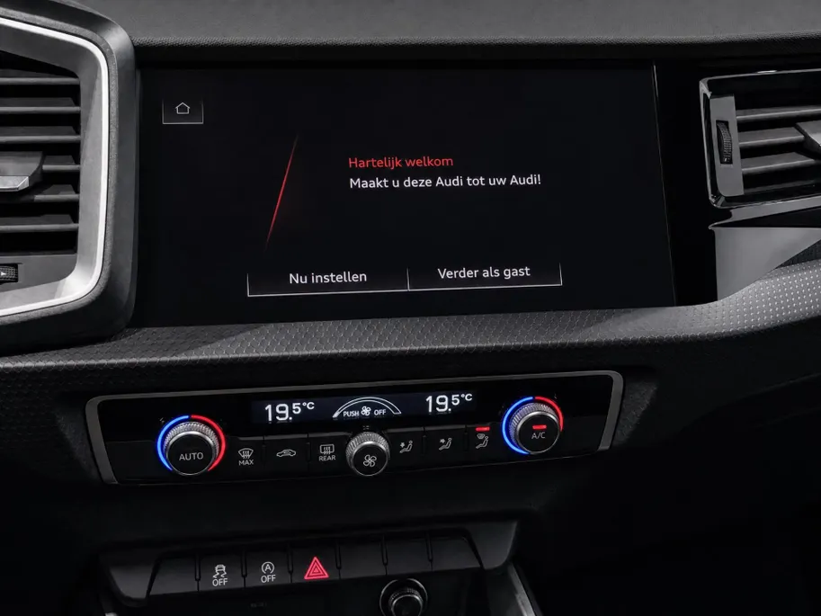 Audi A1 Sportback 30 TFSI 110pk Advanced edition · Apple/Android Car Play · Navigatie · P-Sensoren · Climatronic · Cruise Control · 17'' Inch ·