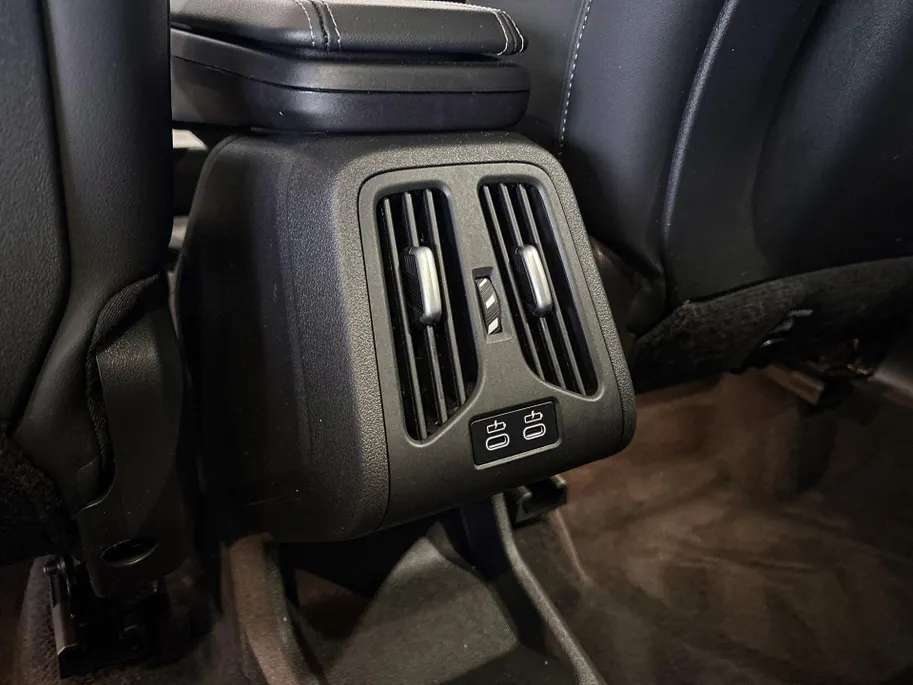 BMW X1 sDrive20i Innovation Pack M Sportpakket Pro