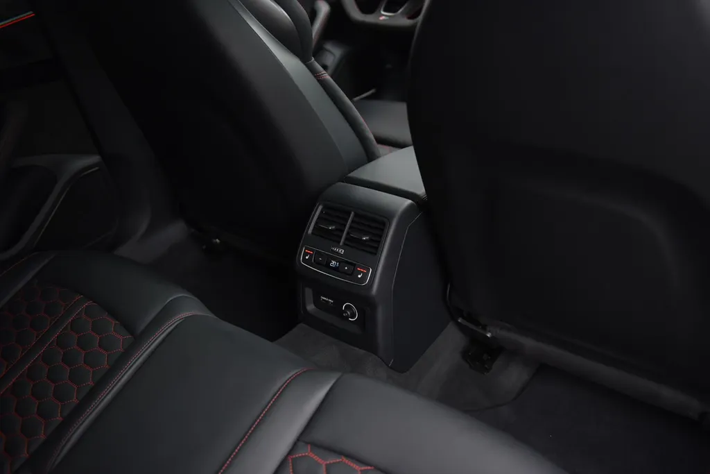 Audi RS4 Avant 2.9 TFSI RS4+ quattro