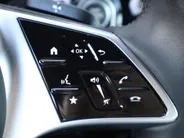 Mercedes-Benz CLA Shooting Brake 180 Business Solution Luxury l Keyless l Achteruitrij camera l Stoelverwarming