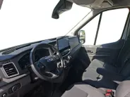 Ford Transit 350 2.0 TDCI L3H2 Trend 130 pk l BPM VRIJ! | Navigatiesysteem| 12' scherm | Trekhaak | Voorruitverwarming l 3-zits | All seasonbanden | Laadruimtebescherming