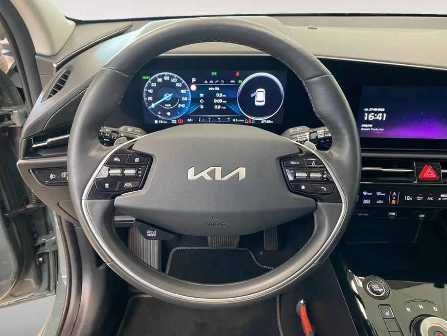 Kia Niro 1.6 GDi Hybrid DynamicPlusLine | Demo | Direct Beschikbaar! | Leder | Schuif/Kantel dak | Navi | Camera | Stoel + Stuurverwarming | Elektr. Achterklep | Head-Up Display |