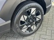 Hyundai Kona 1.6 GDI HEV 138pk DCT Premium Sky / Voorraad deal