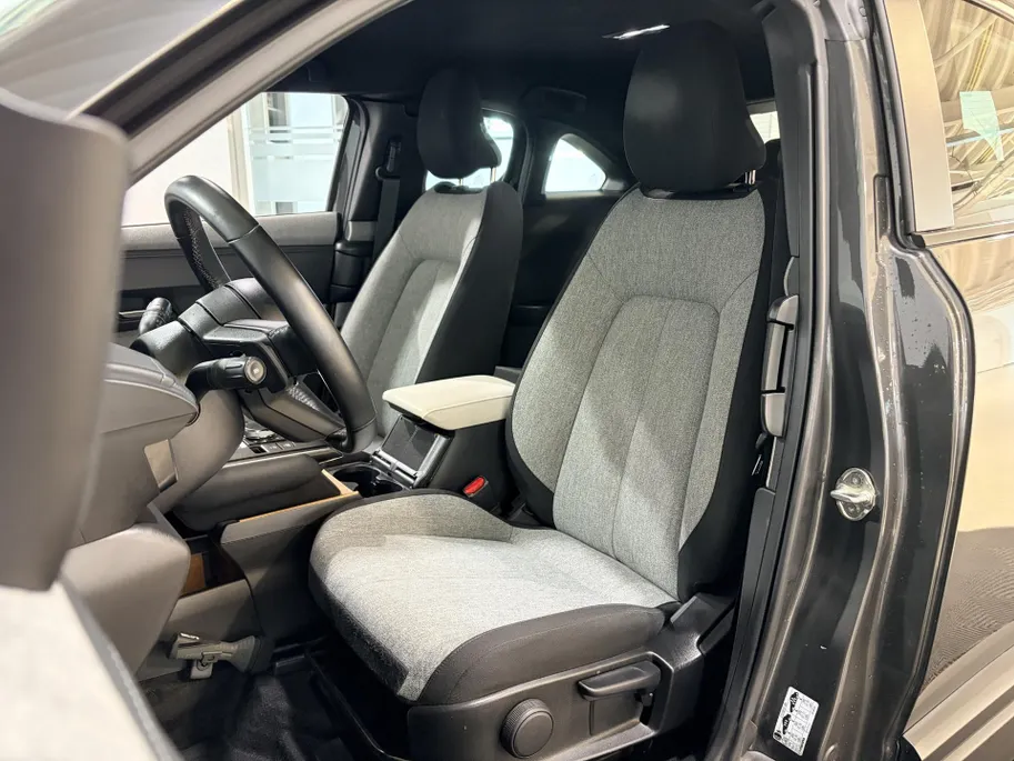 Mazda MX-30 170PK e-SkyActiv R-EV Exclusive-line Automaat | 1ste Eigenaar | Freestyle-Doors | Stoel & Stuurwiel Verwarming | Navigatie | Lichtmetalen Velgen | Dodehoek Detectie | Camera | Parkeersensoren |