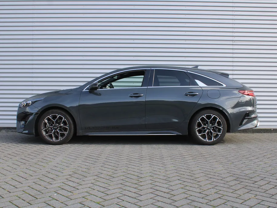 Kia ProCeed 1.5 T-GDi GT-Line | Stuur-/stoelverwarming | Dodehoek detectie | LED | Elek. achterklep | Telefoonlader | Navi | Camera | 17' LM |