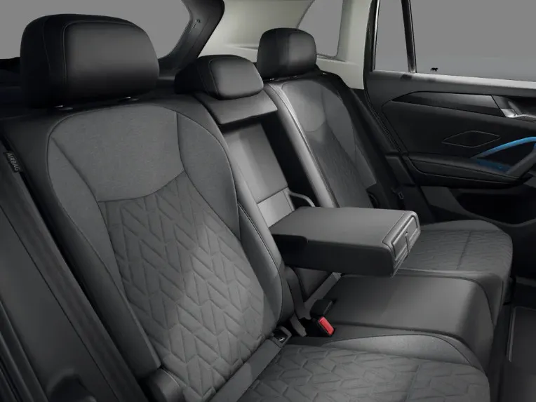Volkswagen T-Roc Limited Edition 1.5 eTSI 116 PK 7 versn. DSG · Comfort Pakket · Prijs is inclusief inruilpremie ·
