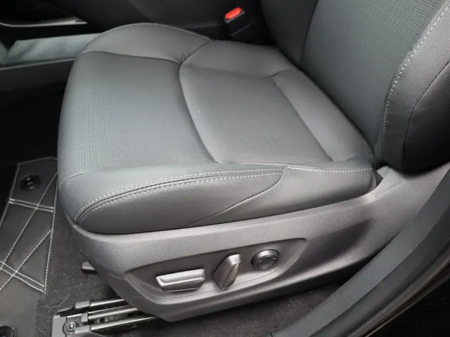 Toyota bZ4X Premium 71 kWh 20 inch/Stoelventilatie
