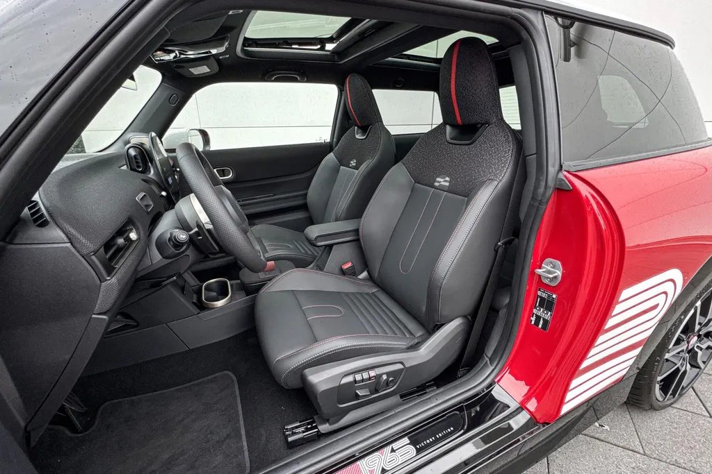 MINI Cooper 3-deurs Victory Edition JCW