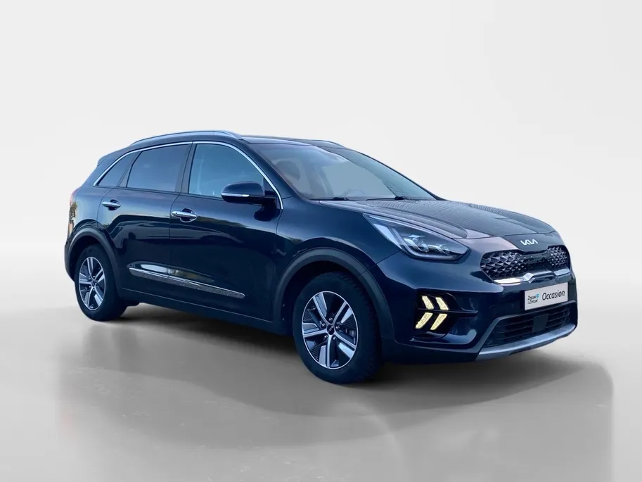 Kia Niro 1.6 GDi PHEV DynamicPlusLine | Climate control | Leder | Stoel,- en stuurverwarming | Keyless | Navigatie | Dodehoek detectie | 16 inch LM-velgen | Parkeercamera |