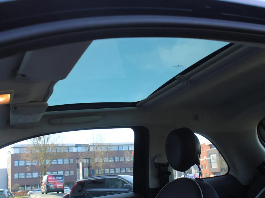 Fiat 500 0.9 TwinAir Turbo Lounge | Panoramadak | 16' LM | Navi | PDC | Cruise | Clima |