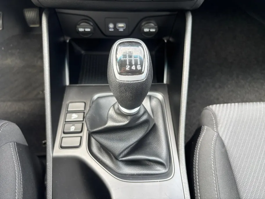 Hyundai Tucson 1.6 GDI Comfort *Navi+Camera*Trekhaak*Airco*LM.Velgem*Zeer nette auto!