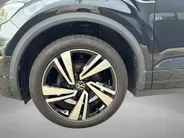 Volkswagen T-Roc Cabrio 1.5 TSI 150pk DSG R-Line · Apple/Android Car Play · P-Sensoren · Stoel-& Stuurverwarming · Rij mode Selectie · 18'' Inch ·