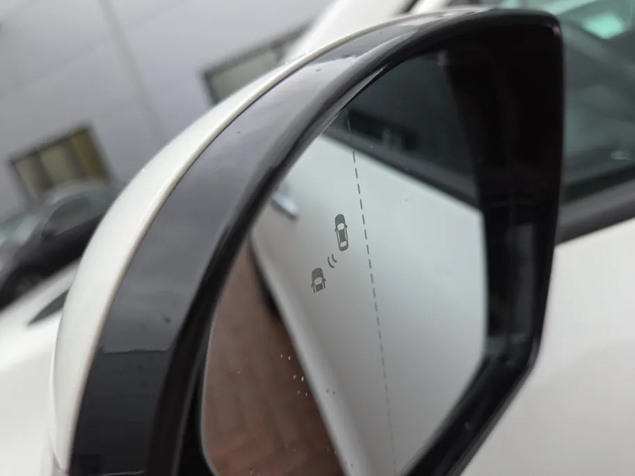 Kia Niro 1.6i PHEV DynamicPlusLine Automaat | Climate & (adaptieve) cruise control | Stoelverwarming | SOH 99,9% | Dodehoek Detectie | Carplay & Android Auto | Camera | Navigatie | 12 Maanden BOVAG Garantie | NAP