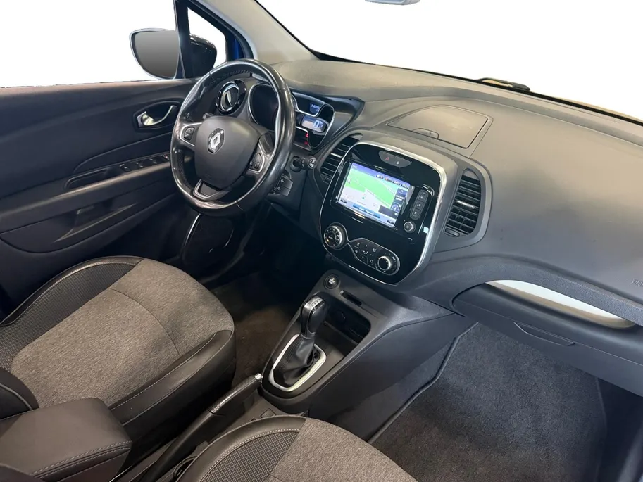 Renault Captur 1.3 TCe Version S *Automaat*Panorama*Navi+Camera*Parkeersensoren*Bose Sounds*Sportieve Uitvoering!