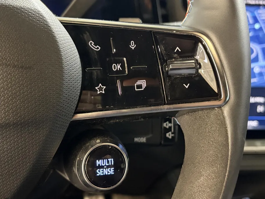 Renault Austral 200PK E-Tech Full Hybrid Techno Esprit Alpine AT | 1e eigenaar | Elektrische Klep | Navi | Adaptive Cruise Control | Apple CarPlay/Android Auto | Full LED | Lichtmetalen Velgen | Licht & Regen Sensor |