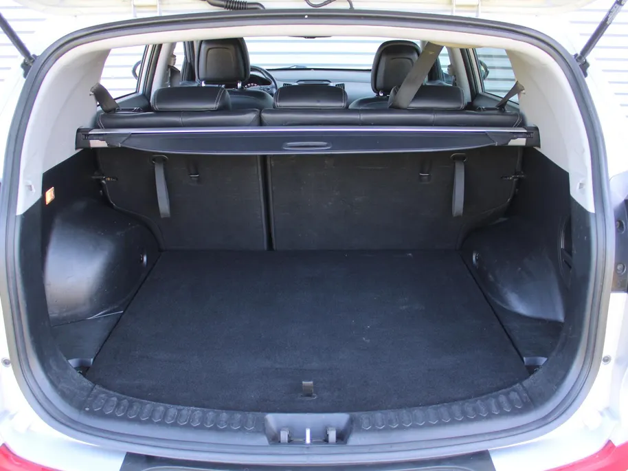 Kia Sportage 2.0 X-ecutive Plus Pack | Trekhaak | 17' LM | Parkeersensor achter | Half leer/stof | Navi Pioneer incl. Apple CarPlay/Android Auto | Cruise | Clima | Automaat |