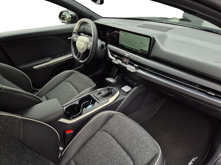 Kia K4 Sportswagon 1.0 T-GDi MHEV GT-Line Launch Edition | Cruise Control | Climate Control | Stoelverwarming | Stuurverwarming | Open Dak | Camera | Parkeersensoren |