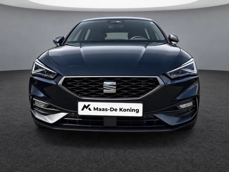SEAT Leon FR Business 1.5 TSI eHybrid 150 kW / 204 PK Hb | Safe & Driving Pack | Metallic Lak | 18'' Lichtmetalen Velgen | Herwaardering!!
