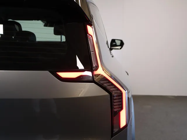 Kia EV9 First Edition 76.1 kWh