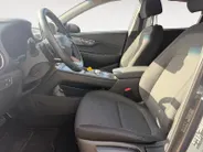Hyundai Kona EV Fashion Design 39 kWh | Zeer nette auto | Dealer onderhouden | SOH 89,7% | Zeer compleet | Stoel & stuurverwarming | Apple Carplay / Android Auto |