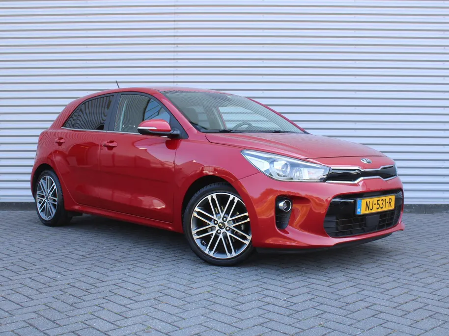 Kia Rio 1.0 TGDI ExecutiveLine | Trekhaak | Stuur-/stoelverwarming | Camera | Skai leer | 17' LM | Carplay | All seasons | Clima | Navi | Cruise |