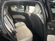 Renault Clio 100PK TCe Initiale Paris | 1e eigenaar | Bose Audio | Wit Leder | Armsteun | Climate Control | Camera | Apple CarPlay/Android Auto | Cruise Control | Lichtemetalen Velgen | Licht & Regen Sensor |