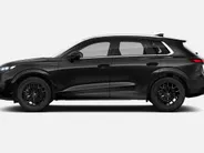Audi Q3 1.5 200kW e-hybrid Advanced edition 272 PK · Trekhaak elek. wegklapbaar · Verwarmbaar stuurwiel · Exterieur in carrosseriekleur