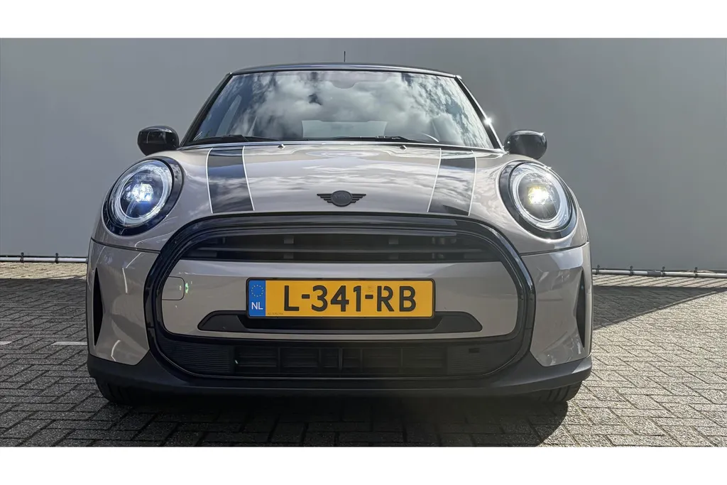 MINI 3-Deurs Mini (f56) 1.5 136pk Cooper l Automaat l Schuifkantel Pano Dak l