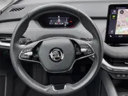 Škoda Enyaq iV 80 204pk · Navigatie · Apple/Android Car Play · Achteruitrijcamera · Stoelverwarming ·