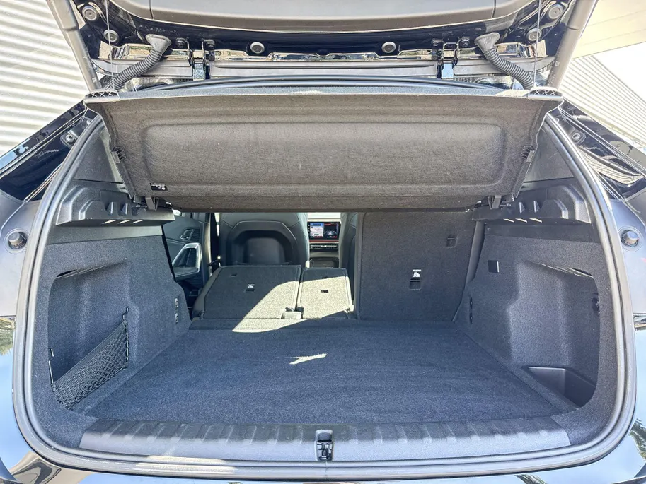 BMW iX1 xDrive30 Launch Edition 67 kWh