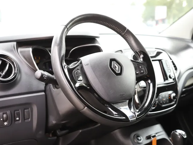 Renault Captur 1.2 TCe Dynamique AUTOMAAT | CAMERA | TREKHAAK | CLIMA | PDC