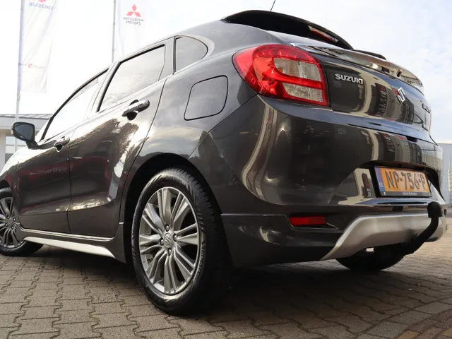 Suzuki Baleno 1.2 Hybrid High Executive Trekhaak | Adaptive Cruise | Body pakket VERKOCHT