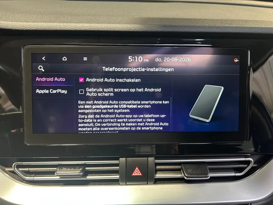 Kia Niro 1.6 GDi Hybrid Edition | Trekhaak Vaste Kogel+ 13-Polige stekker | Schuifkanteldak | Apple Carplay / Android Auto | Navigatiesysteem | Licht + Regensensor | Parkeersensoren + Camera Achter | 16' Lichtmetalen Velgen | Cruise Control Adaptief | Rijstrooksen